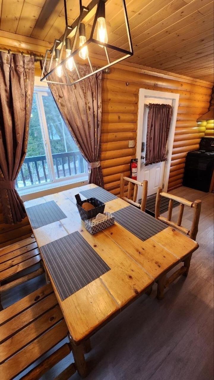 Mt. Revelstoke Alpine Chalets 외부 사진